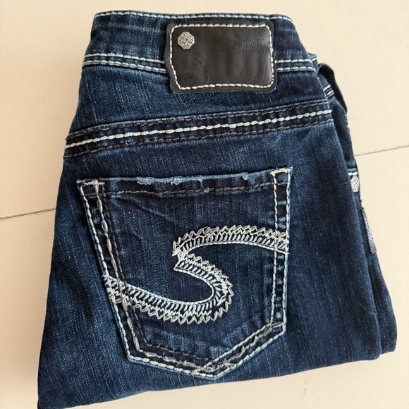 Silver Women’s Jeans Western Coastal Cowgirl Dark Wash Denim Blue Y2K - Picture 6 of 6